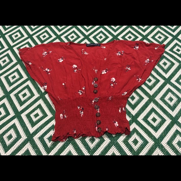 Abercrombie & Fitch • crop top 🏵 - Picture 2 of 3